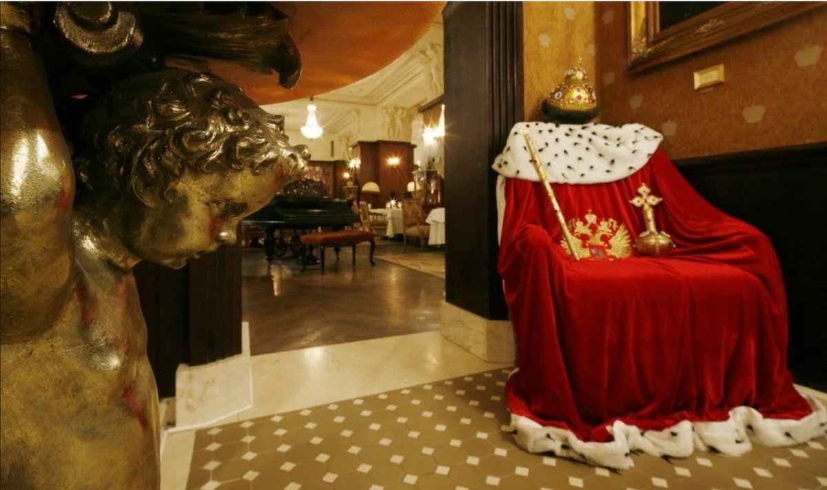 Автор фото: "Яндекс Карты" / Restoran.ru. Обстановка в закрывшемся ресторане "Царь" (Ginza Project).