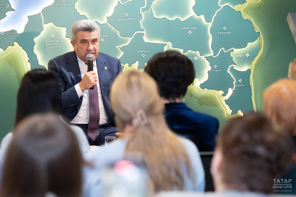 Ильсур Хадиуллин рассказал, что, по прогнозам, 5 тыс. детей будут поступать в учреждения СПО, сдав два экзамена ОГЭФото: © Салават Камалетдинов / «Татар-информ»