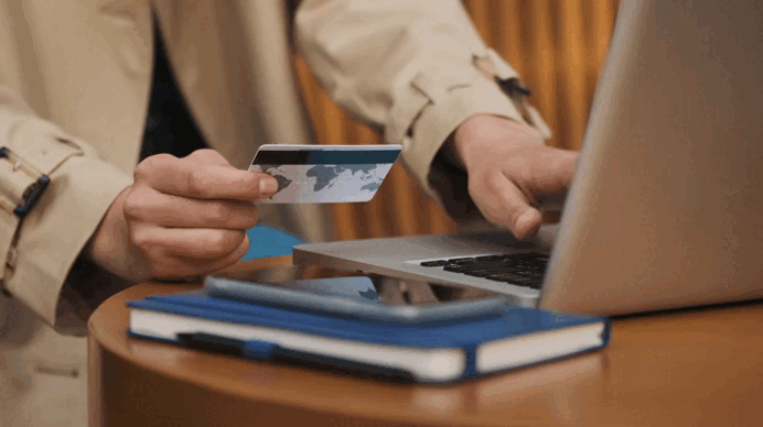 Платите сами: аккаунт и доступ остаются только у вас