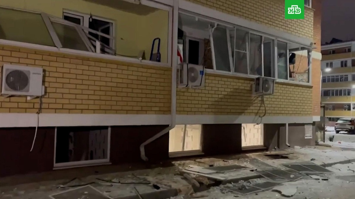    Корреспондент НТВ снял последствия прилета БПЛА в Адыгее