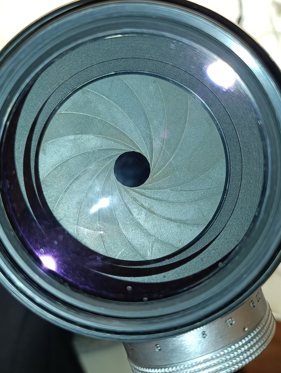 Диафрагма, закрытая до f/22