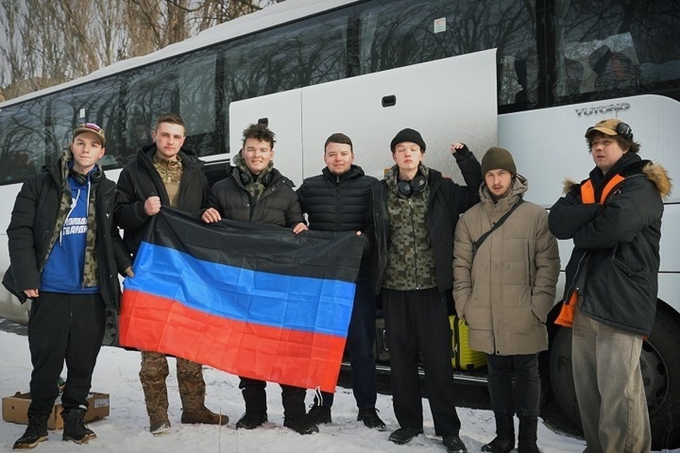    В штабах «Молодой Гвардии» в Ясиноватой и Авдеевке прошла ротация волонтеров. Фото: Министерство молодежной политики ДНР