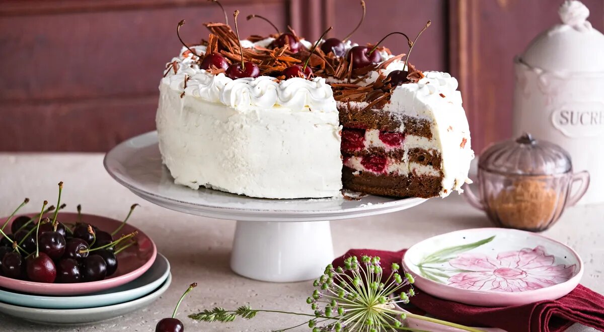 торт змняя вишня в разрезе