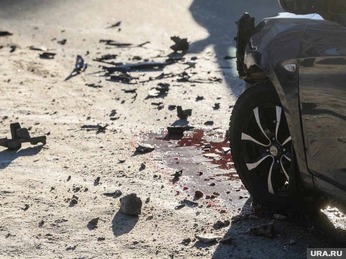     В результате аварии пассажир Toyota, подросток 2008 года рождения, скончался на месте