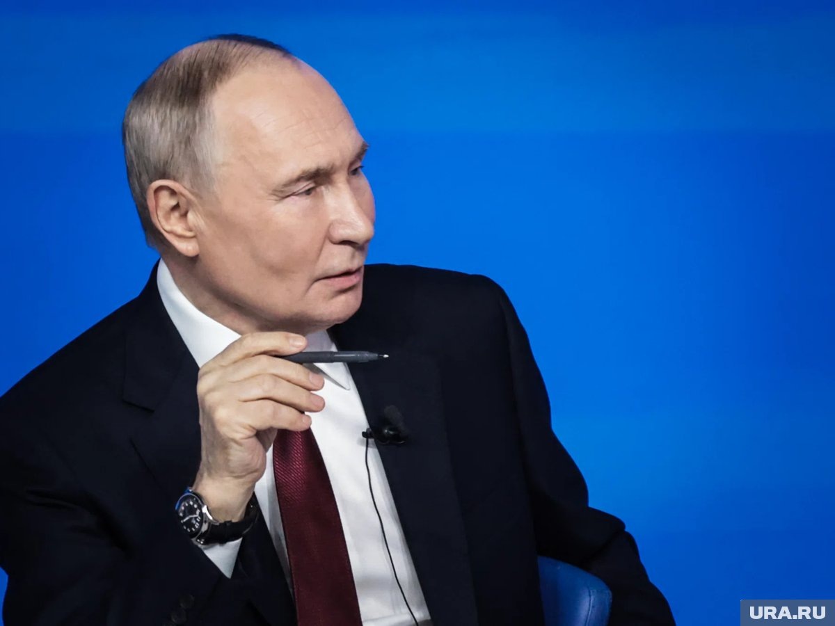     Президент Владимир Путин поддержал введение переходного периода для бизнеса на 2026 год