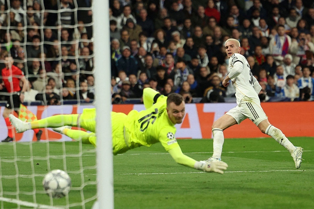    Все пять ударов в створ мадридского "Реала" в матче с "Монако" привели к взятию ворот. / Reuters