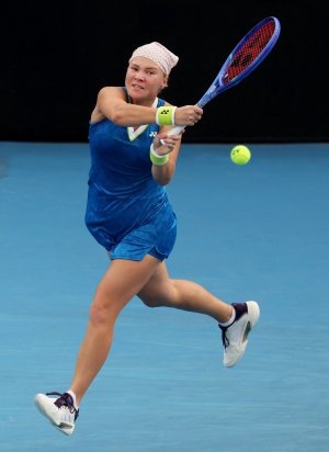    Диана Шнайдер уже дважды на текущем Australian Openзавершала матч в свою пользу, проигрывая первый сет. / Фото: Reuters