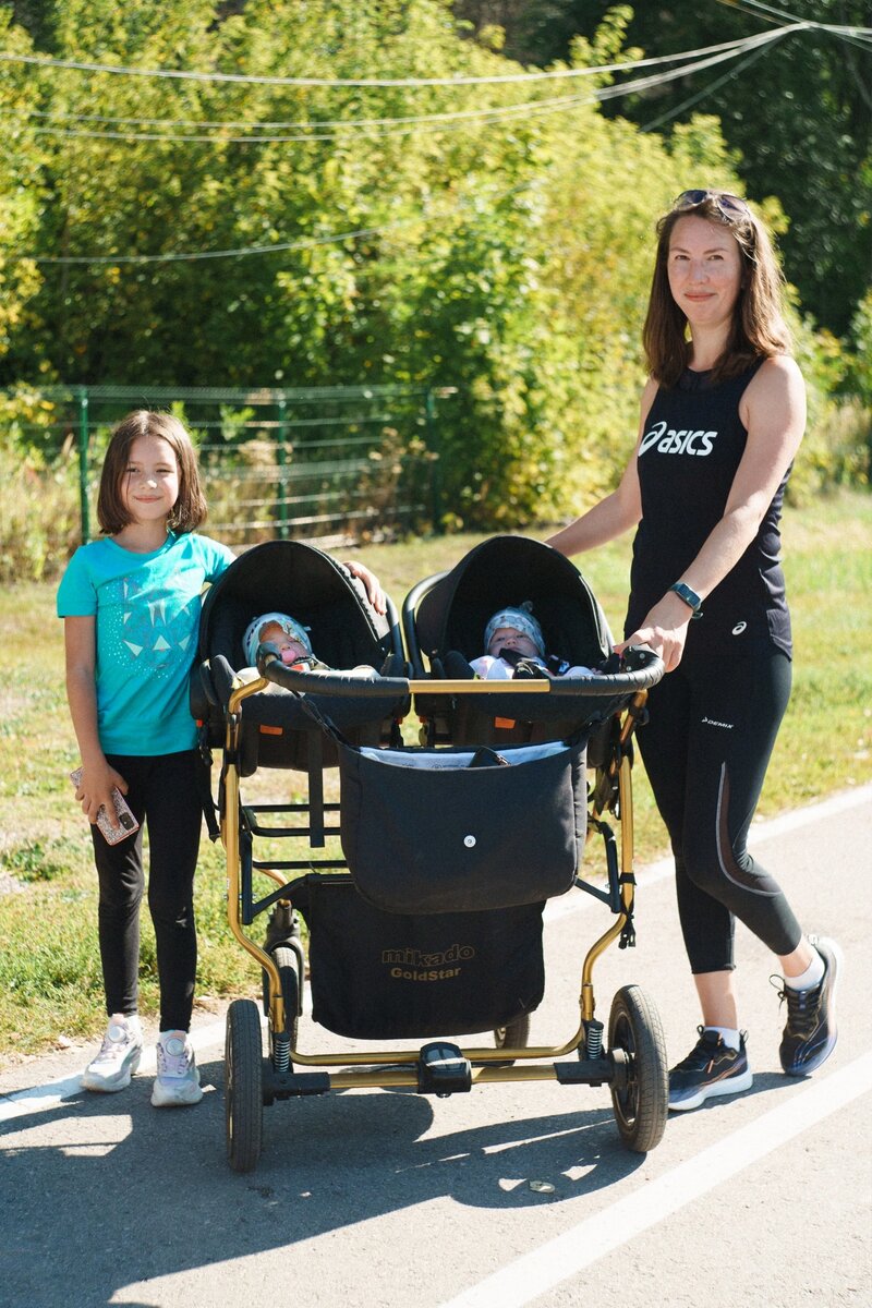 Наша первая коллективная пробежка полтора года назад)