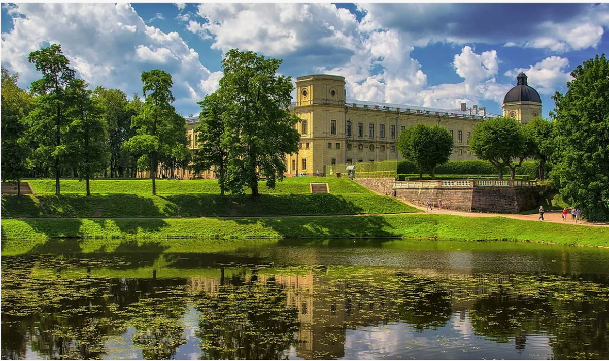 Дворцовый дворец