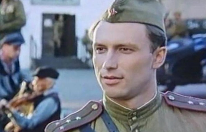    Молодой Константин Соловьев до того, как стал известным актером.