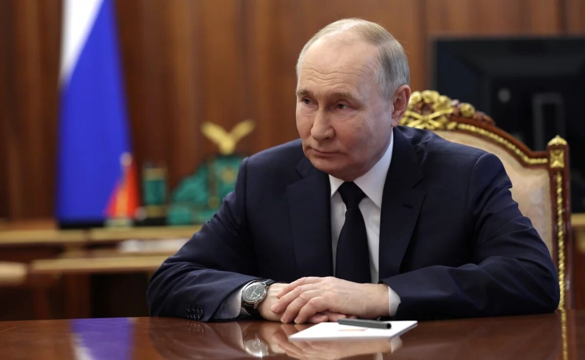    Путин: Дания всегда относилась к Гренландии как к колонии