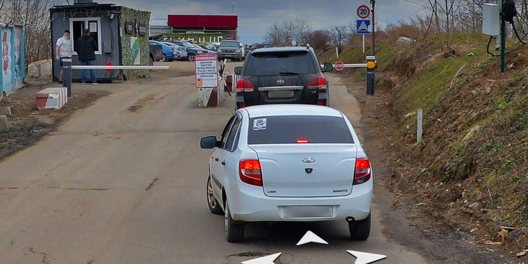 Самая дорогая платная дорога в мире находится в России.