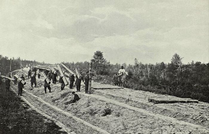 Ирония, в том, что Русская колея – это одна из американских. /Фото:infourok.ru.