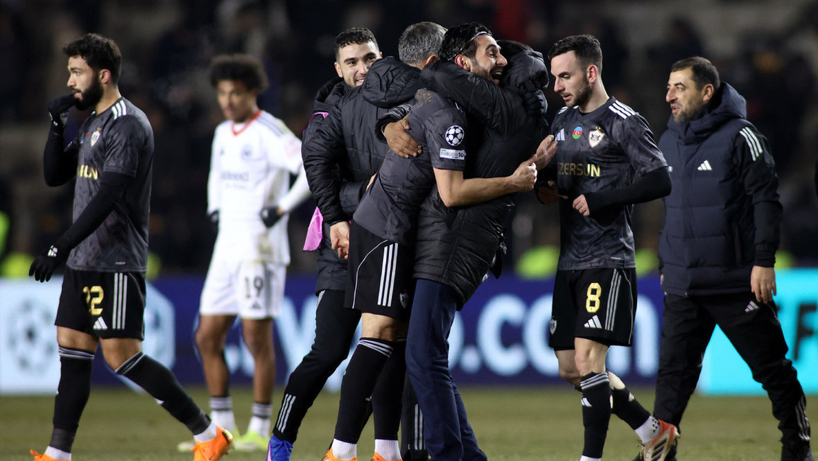    «Карабах» обыграл «Айнтрахт» в 7-м туре общего этапа ЛЧ. Reuters