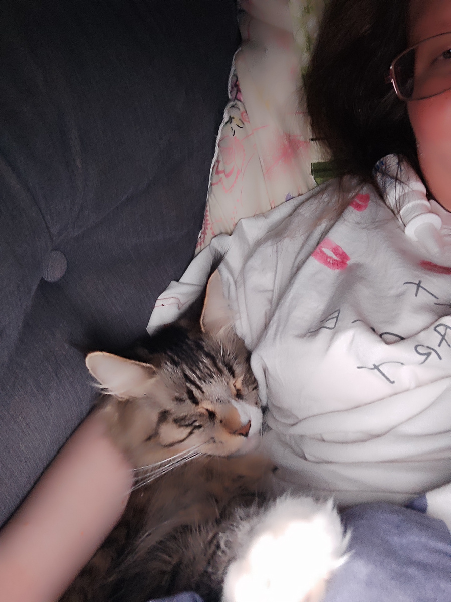 Буся со мной