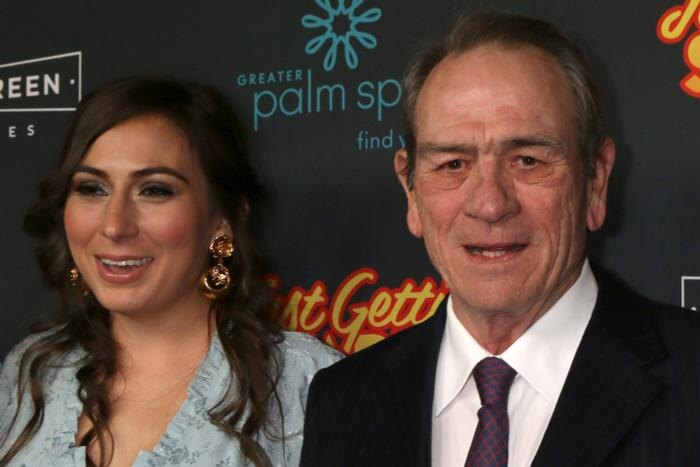 Виктория Джонс и Томми Ли Джонс. Обложка © Shutterstock / FOTODOM / Kathy Hutchins