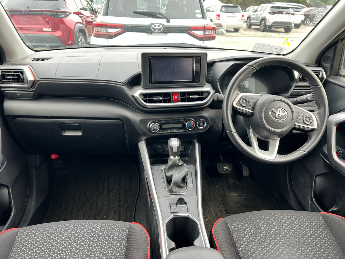 Фото салона, листайте.