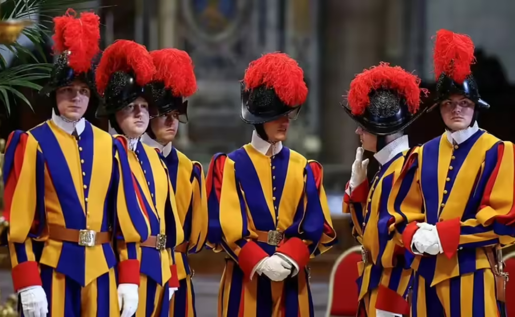 Гвардейцы понтифика.