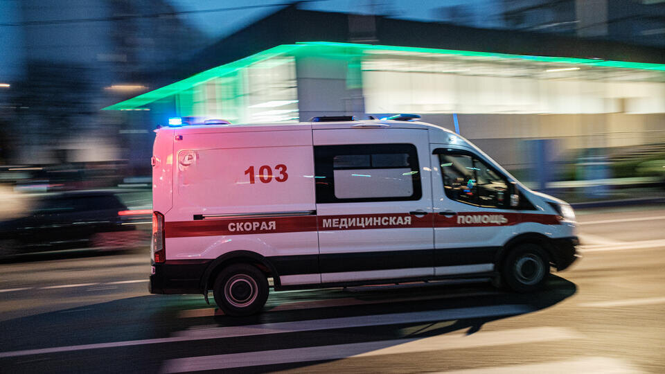     Молодой парень умер после задержания охранниками ТЦ в Петербурге ИЗВЕСТИЯ/Сергей Виноградов