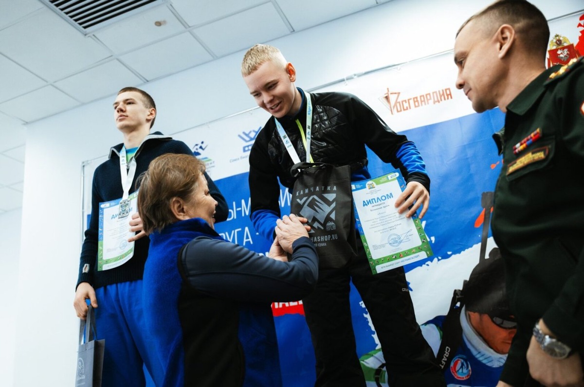    Биатлонная трасса героя