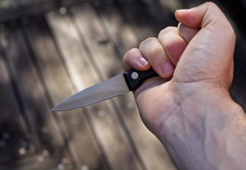 Включила музыку и набросилась: резонансное убийство — мать увидела дочь, когда тело уже разложилось