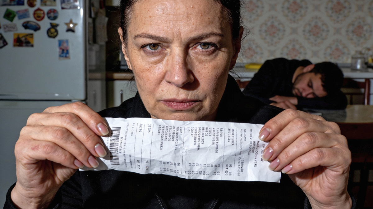 Муж хотел казаться богатым за мой счет, но я быстро его раскулачила