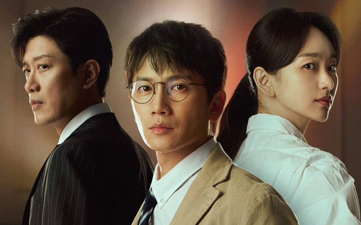 Постер дорамы "Судья Ли Хан Ён"