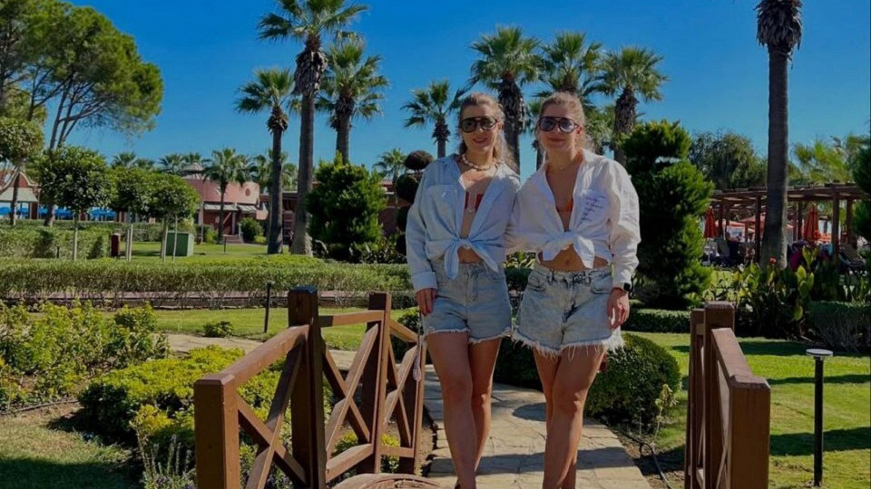 Две подруги (обе Де­вы!) пое­ха­ли в Тур­цию в нояб­ре: подроб­ный от­зыв о Белеке