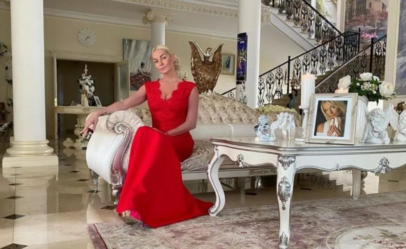 Бывший продюсер Пьера Нарцисса хочет сделать предложение руки и сердца Волочковой