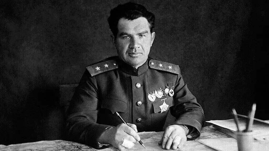 В.И. Чуйков. Фото в свободном доступе