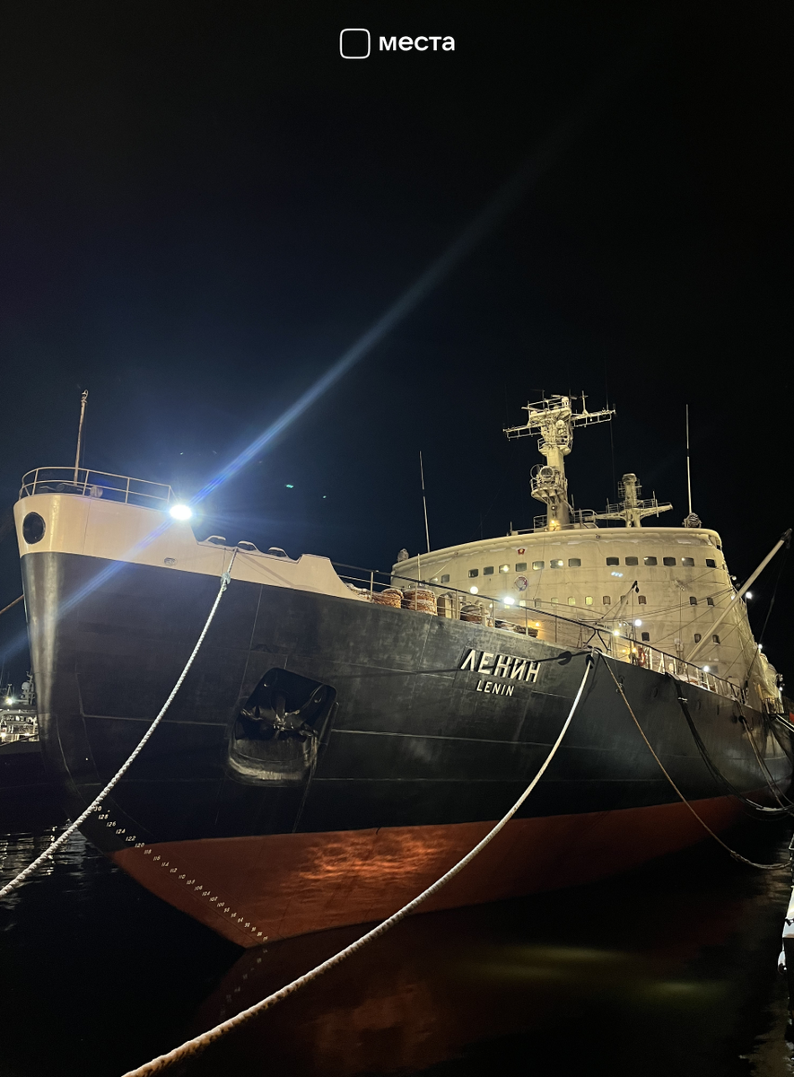 Внутри, наверное, тоже впечатляюще