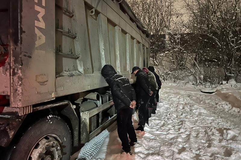    УФСБ по Челябинской области. Задержанные