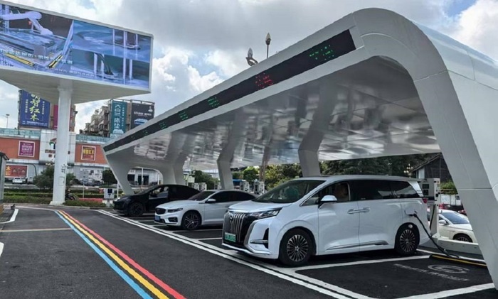    Китай построил крупнейшую в мире зарядную сеть для электромобилей