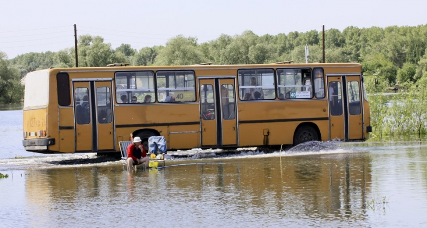    Олег УКЛАДОВ
