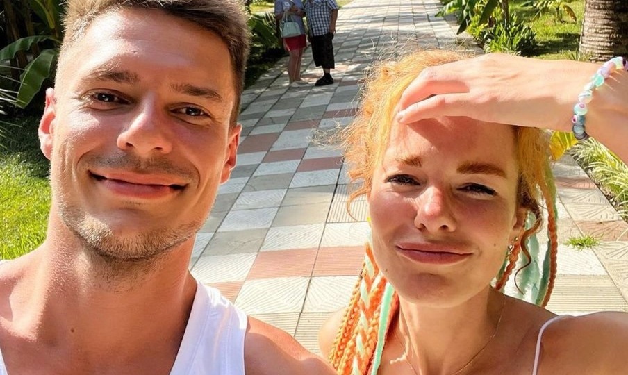 Как выглядят мужья 11 знаменитых актрис: каких мужчин выбирают в реальной жизни