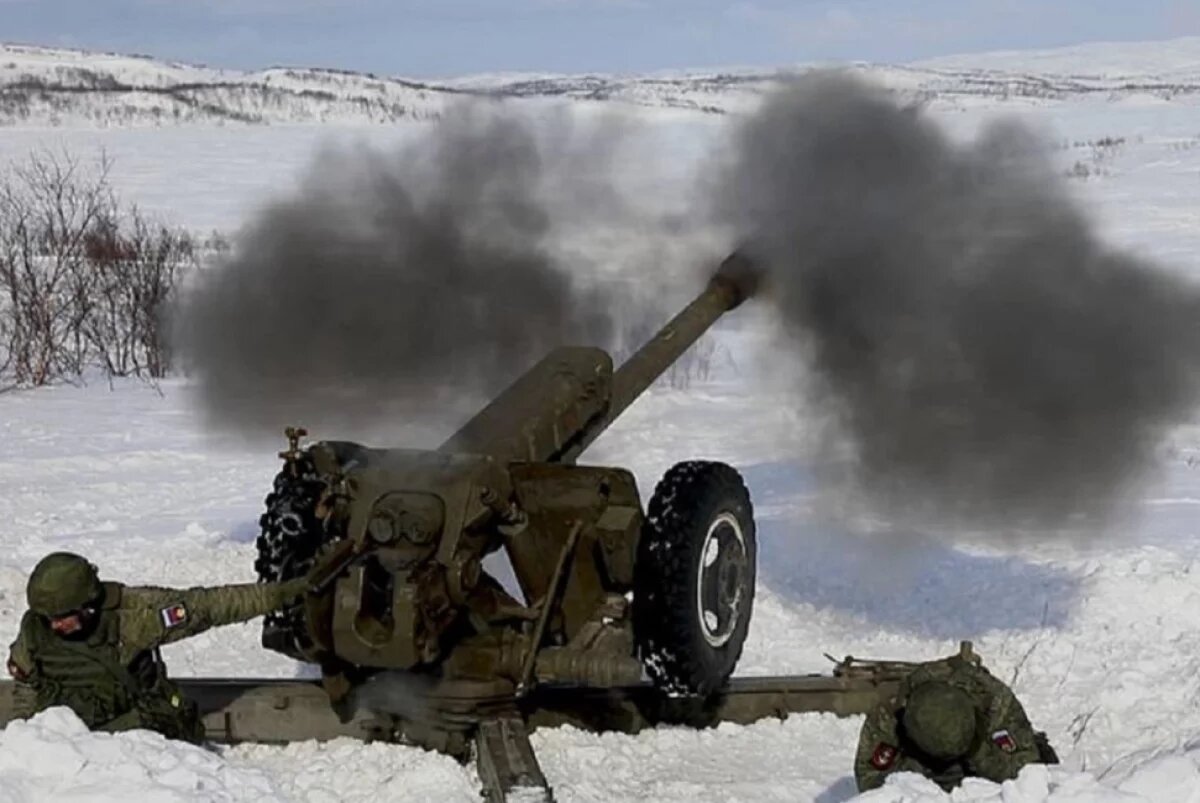    На Камчатке военные обстреляли склон Вилючинского вулкана