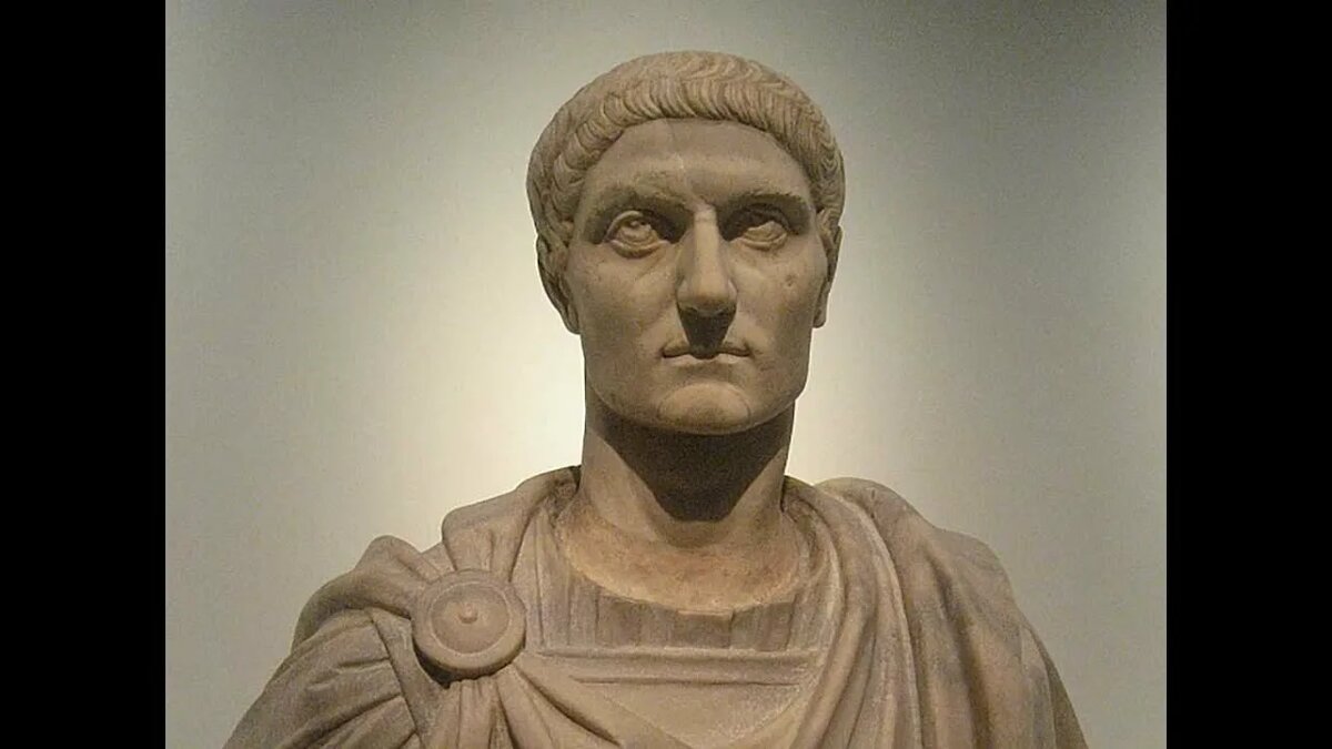 Константин Великий . Взято из открытых интернет источников для иллюстрации .