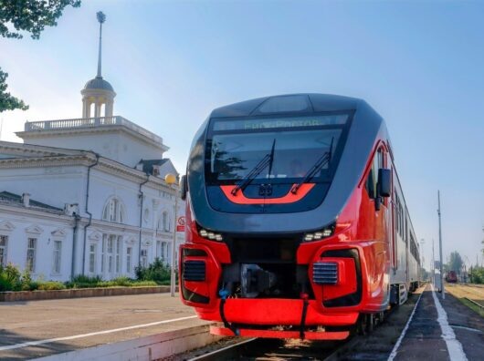    Рельсовый поезд // фото: пресс-служба СКЖД