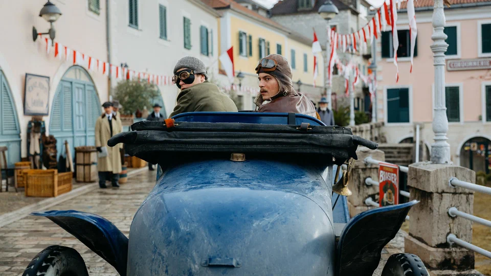 Кадр из фильма «Битва моторов»