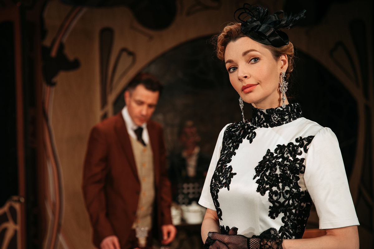 Скидка в театр комедии