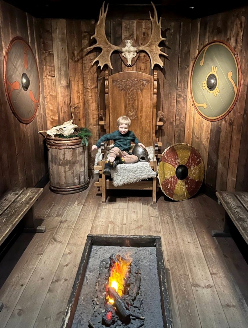 Костя в музее Викингов. 