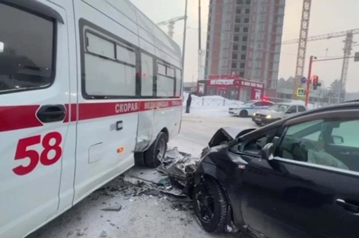    В Кемерове случилось ДТП со скорой, в котором погибла 78-летняя пациентка