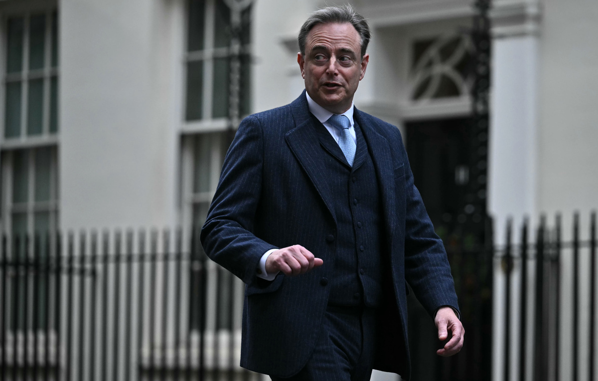    Премьер-министр Бельгии Барт Де Вевер  Ben Stansall - WPA Pool/Getty Images