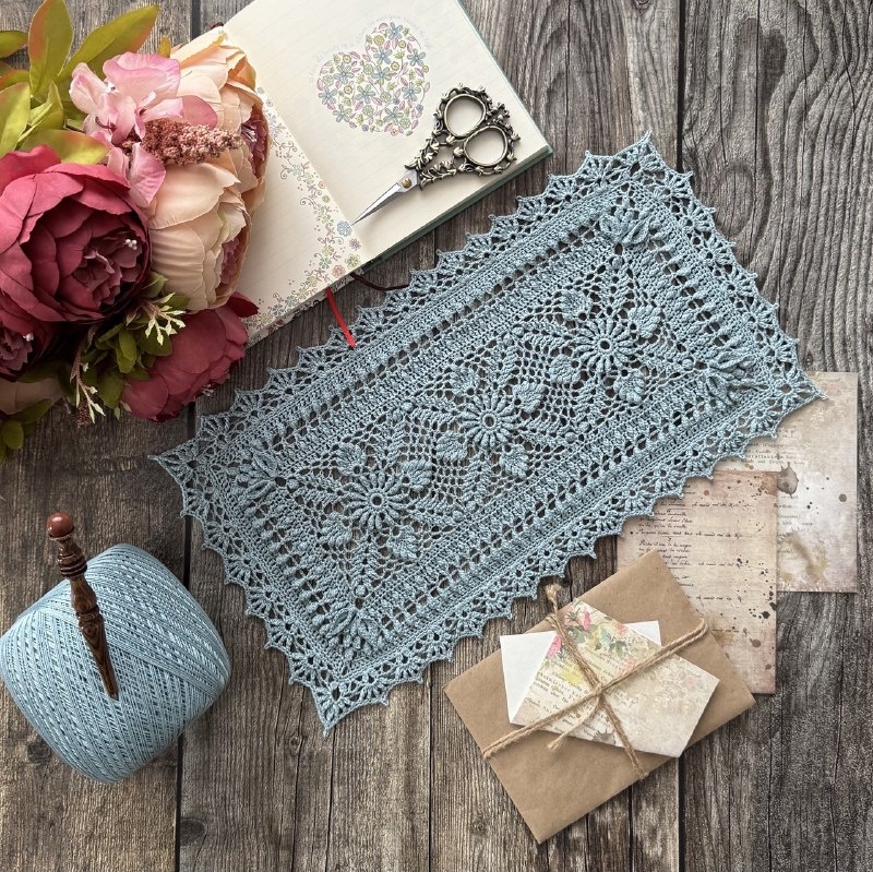 Салфетка "Серсея" из трех мотивов