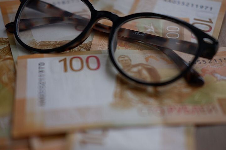 О прибавке к пенсии для работающих пенсионеров рассказали в Госдуме