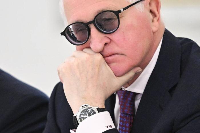 Александр Шохин. Обложка © ТАСС / POOL / Сергей Бобылев