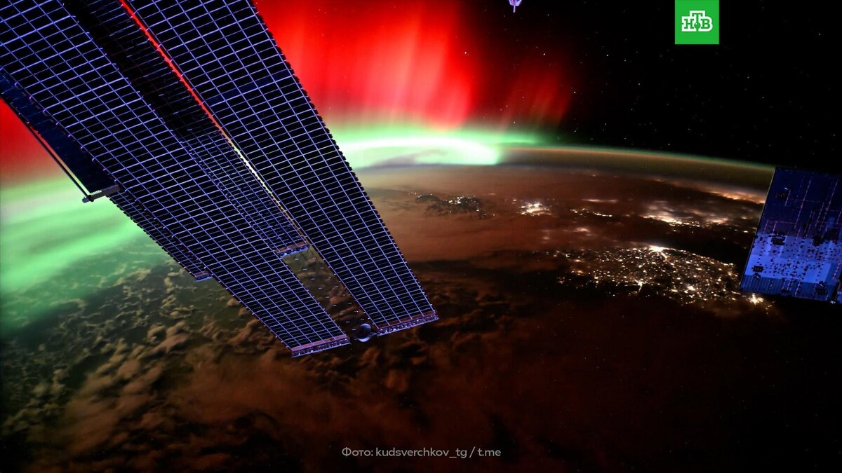    Космонавт показал полярное сияние с борта МКС
