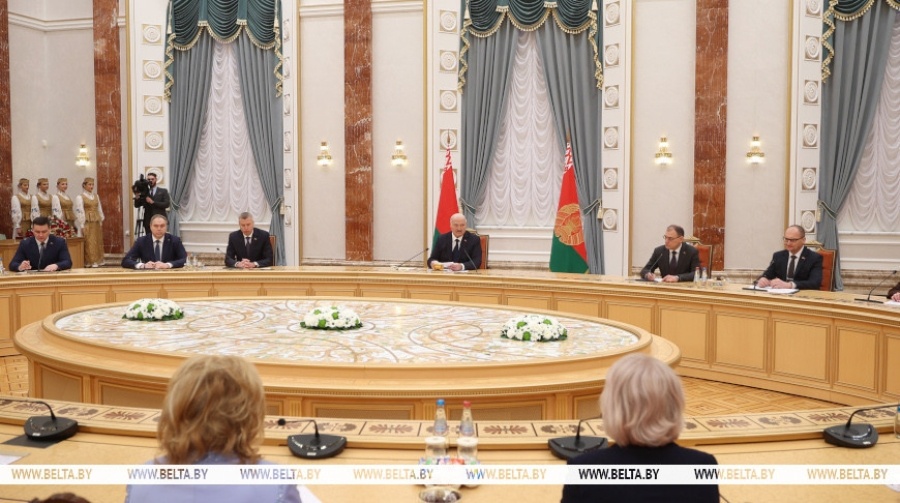     От ИИ до умного сельского хозяйства – Александр Лукашенко обозначил сферу интересов белорусских ученых