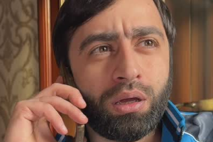     Актер сериала «Кухня» Аслан Бижоев объяснил, почему работает в пункте выдачи Wildberries