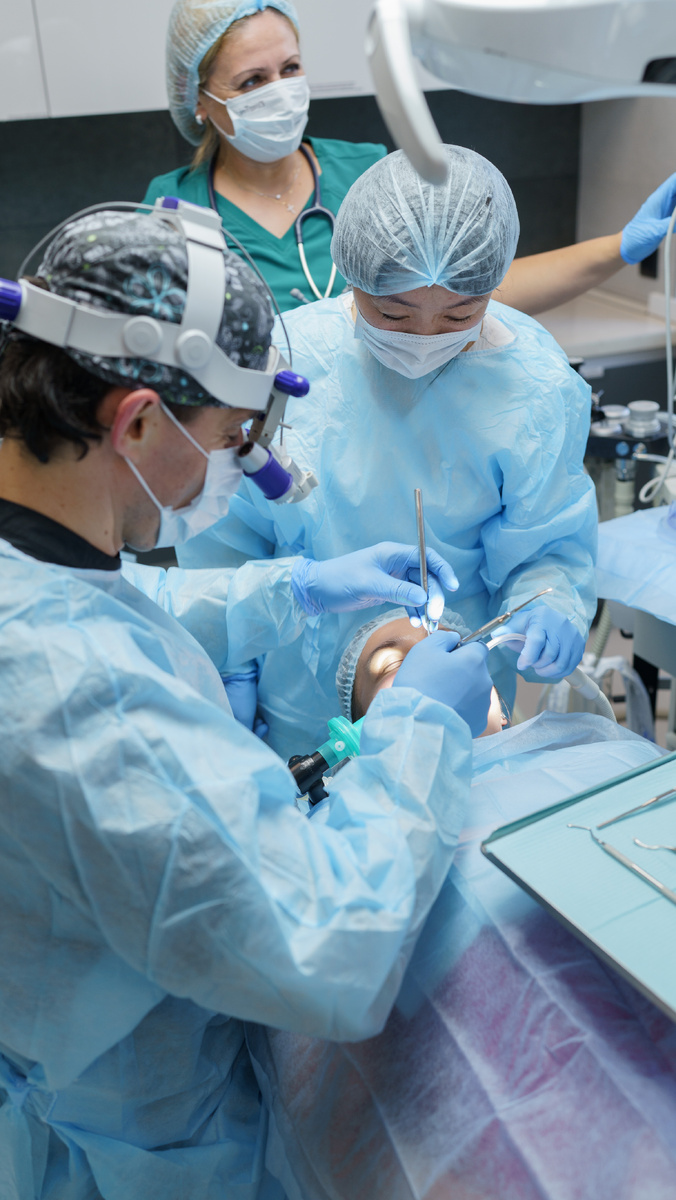 Фотография взята с сайта стоматологии Дмитрович Фэмили https://www.dmitrovich.ru/